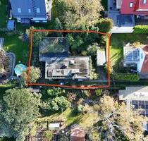 Bungalow mit Garten und Garage— mit lebenslangem Wohnrecht - Berlin Spandau