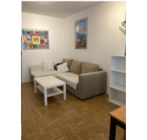 Helle, komplett möblierte 2-Zimmer-Wohnung in München-Sendling.