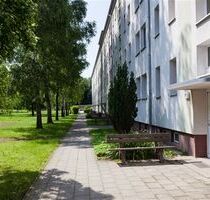 Einraumwohnung mit Balkon - 232,00 EUR Kaltmiete, ca.  30,92 m² in Borna (PLZ: 04552)