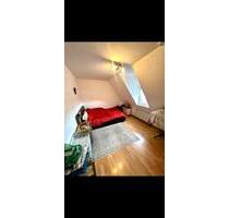WG Zimmer ab 1.8. Bezugsfrei - 375,00 EUR Kaltmiete, ca.  15,00 m² in Ansbach (PLZ: 91522)