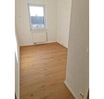 3 Raum Wohnung in Hainichen - 450,00 EUR Kaltmiete, ca.  63,00 m² in Hainichen (PLZ: 09661)