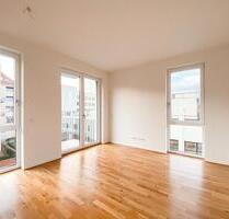 Helle 2-Zimmer-Wohnung mit 2 Balkonen und EBK! - Leipzig Mitte