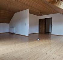 Dachgeschosswohnung mit Charme - 520,00 EUR Kaltmiete, in Kirchberg (Hunsrück) (PLZ: 55481)