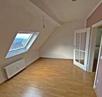 Mietwohnung 4 Zimmerwohnung (in der Gartenstadt) - Sinsheim