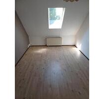 Dachgeschoss Wohnung - 650,00 EUR Kaltmiete, in Kehl (PLZ: 77694)