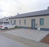Doppelhaushälfte zu vermieten - 1.100,00 EUR Kaltmiete, ca.  107,00 m² in Bettenfeld (PLZ: 54533)