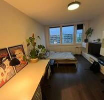 Möblierte 1-Zimmer-Wohnung in Lichtenberg (S-Bahn Storkower Str) - Berlin