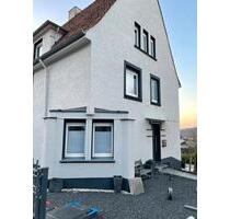Reiheneckhaus, Wohnen mit Schloßblick! - Hagen Hohenlimburg
