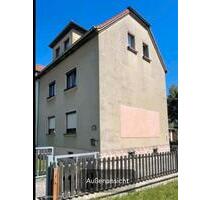 Mehrfamilienhaus - 89.000,00 EUR Kaufpreis, ca.  153,00 m² in Münchenbernsdorf (PLZ: 07589)