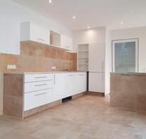 Doppelhaushälfte Wohnung 155qm Balkon Terrasse EBK WG - Nittendorf