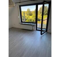 Großzügige 3 Zimmer 85qm Maisonette Wohnung mit kfz Stellplatz - Glinde