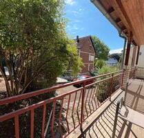 Renovierte 4,5 Zimmerwohnung mit Balkon in Asslar - Aßlar