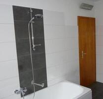 Neu renovierte 3-4-Zimmer-Wohnung mit Balkon - Hanau Groß-Steinheim