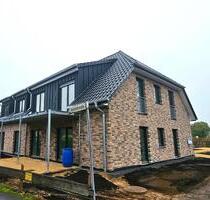 NEUBAU – Wohnhaus in Hammah 3 Z.-Wohnung im EG und OG noch verfügbar