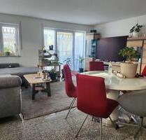 Drei Zimmer Wohnung in Altdorf - 990,00 EUR Kaltmiete, ca.  87,00 m² in Biessenhofen (PLZ: 87640)