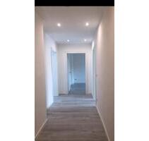 Lichtdurchflutete, kernsanierte 4-ZKB, ca.90qm, NK- City Nähe - Neunkirchen