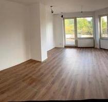 Penthouse-Wohnung - 1.200,00 EUR Kaltmiete, ca.  106,00 m² in Stade (PLZ: 21682)