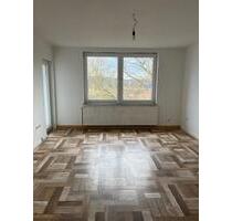 ~FRISCH RENOVIERT mit MODERNEM BAD, BALKON und 3 HELLEN ZIMMERN~ - Minden Bölhorst