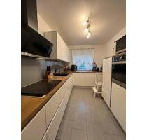 Modernisierte 4-Zimmer Wohnung 98m2 mit EBK in Altwarmbüchen - Isernhagen