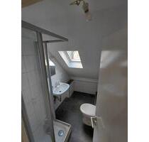 Kleine sanierte DG-Wohnung - 850,00 EUR Kaltmiete, in Bamberg (PLZ: 96052) Bamberg-Ost