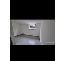 Wohnung zu vermieten - 450,00 EUR Kaltmiete, in Bürstadt (PLZ: 68642)