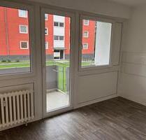 ...-frühstücken auf dem Balkon-EG,3 Zimmer, Keller - Hagen Hagen-Nord