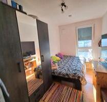 ein ZIMMER frei in 4er WG-Haus Ofterdingen
