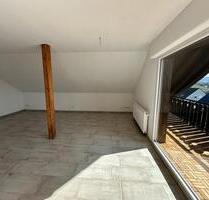 Traumhafte Wohnung im DG grosse Loggia ab 01.11.2025 - Wickede (Ruhr)