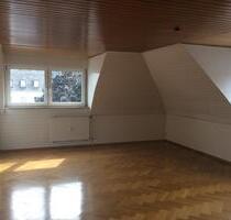2 ZKB im DG mit Balkon im Herzen von Saarlouis