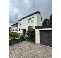 Helle, großzügige, neu renovierte 3-Zimmerwohnung mit Westbalkon - Fürth Bislohe