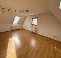 Helle 2-Zimmer-Dachgeschosswohnung im Zentrum von Mainburg