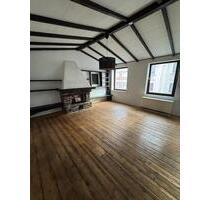 Charmante 2-Zimmer-Wohnung mit 72 m² in zentraler Lage – Holzstraße, 1. OG - Düren