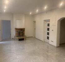 3-Zimmer-Wohnung im Erstbezug – Kernsaniert – Kamin und Garten - Berlin Spandau