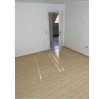 3 Zimmerwohnung - 900,00 EUR Kaltmiete, ca.  130,00 m² in Horn-Bad Meinberg (PLZ: 32805)