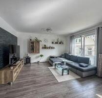 Helle 3-Zimmerwohnung mit sonnigem Balkon in zentraler Lage - Neumünster Böcklersiedlung