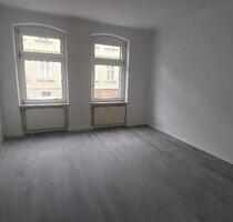 2 Raum Wohnung frisch renoviert mit Balkon - Bernburg (Saale)