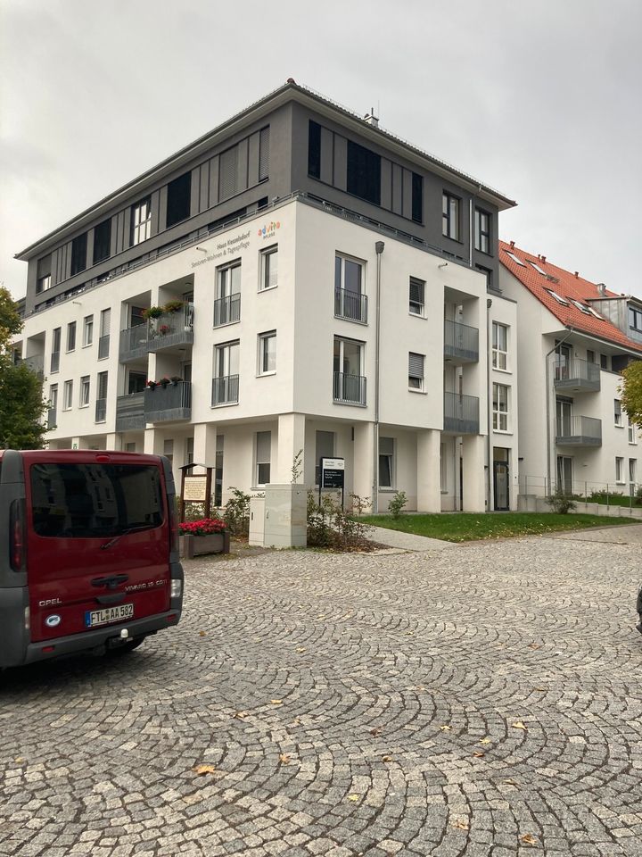 schicke 1 ZKB Wohnung mit großem Balkon, Desingfussboden, Fußbodenheizung- Senioren willkommen! - Wilsdruff