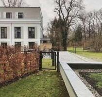 Stilvolle, voll möblierte Gartenwohnung, mitten in Berlin