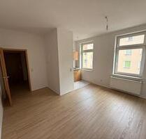 Tolle, zweckmäßige 2-Raum-Wohnung EBK in Greiz (WE14)