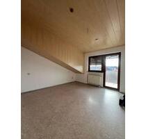 Zentrale 2-Zimmer Wohnung mit Terasse und Stellplatz - Sinsheim