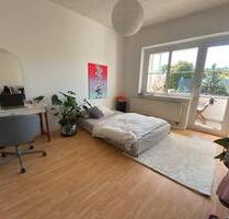 Wohnung in DRESDEN - möbelliertes Zimmer in südvorstadt