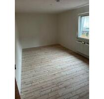 Großzügige 3-Zimmerwohnung-106m² mit Küche & Kernsaniertem Bad - Zell im Wiesental