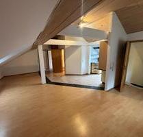 WG 1 Zimmer in 3er Wohnung - 475,00 EUR Kaltmiete, in Günzburg (PLZ: 89312)