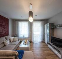 Gemütliche, barrierearme 2-Zimmer-Wohnung mit Balkon in zentraler Lage - Alfeld (Leine)