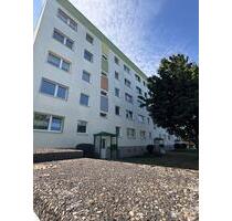 Frisch renovierte 3-Raum-Wohnung mit Balkon und EBK - Magdeburg Alt Olvenstedt