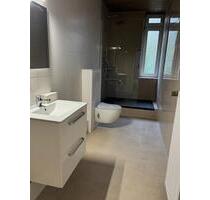 Neu renovierte 5-Zimmer-Altbauwohnung - modern & großzügig - Wuppertal Gemarkung Vohwinkel