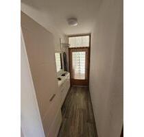 4 Zimmer WHG mit 2 Balkonen, Garage und Keller - Collenberg