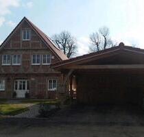 EFH Fachwerkhaus freistehend 1.900 m2 Grundstück, Doppelcarport - Premnitz