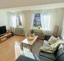 CHARMANTE, VOLLMÖBLIERTE 3-ZIMMER-DACHGESCHOSSWOHNUNG IN EMDEN – ZENTRAL AB 01.01.2026!