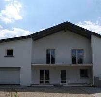 Top moderne 2 ZKB Wohnung im 2 FH (EBKGarten2 Stellpl.Garage - Homburg